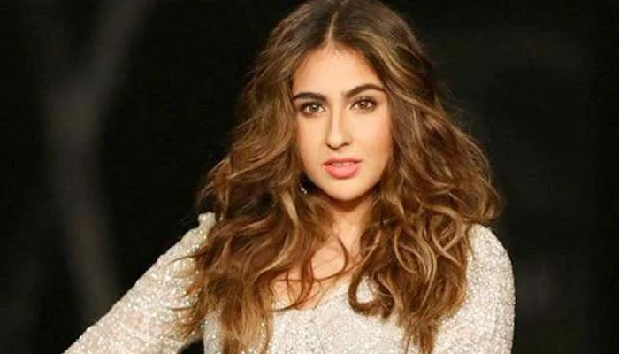 বলিউড তারকা-সন্তানদের ‘গোপন কথা’