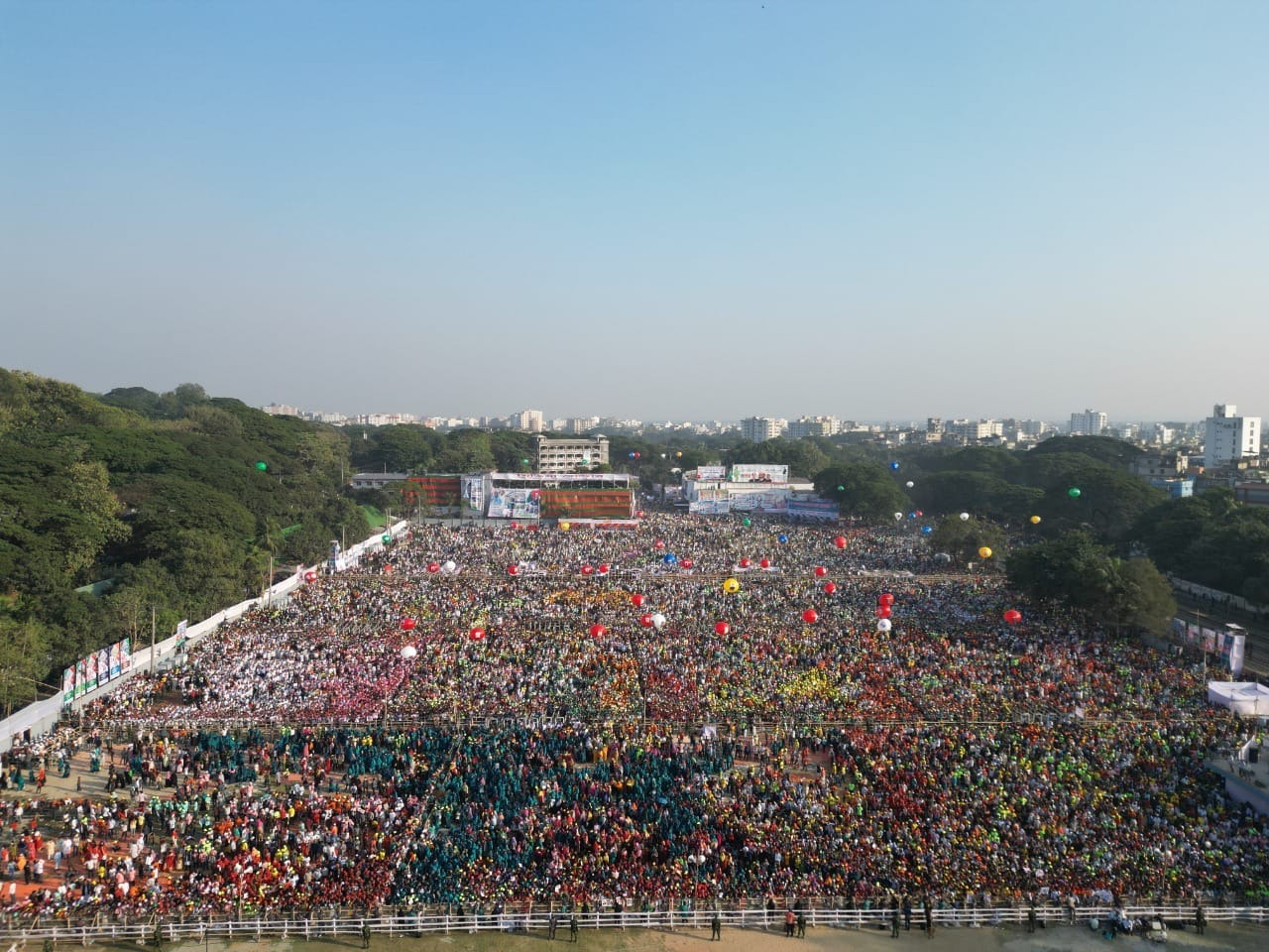 ফখরুল দেখে যান চট্টগ্রামের জনসমুদ্র, খেলা হবে