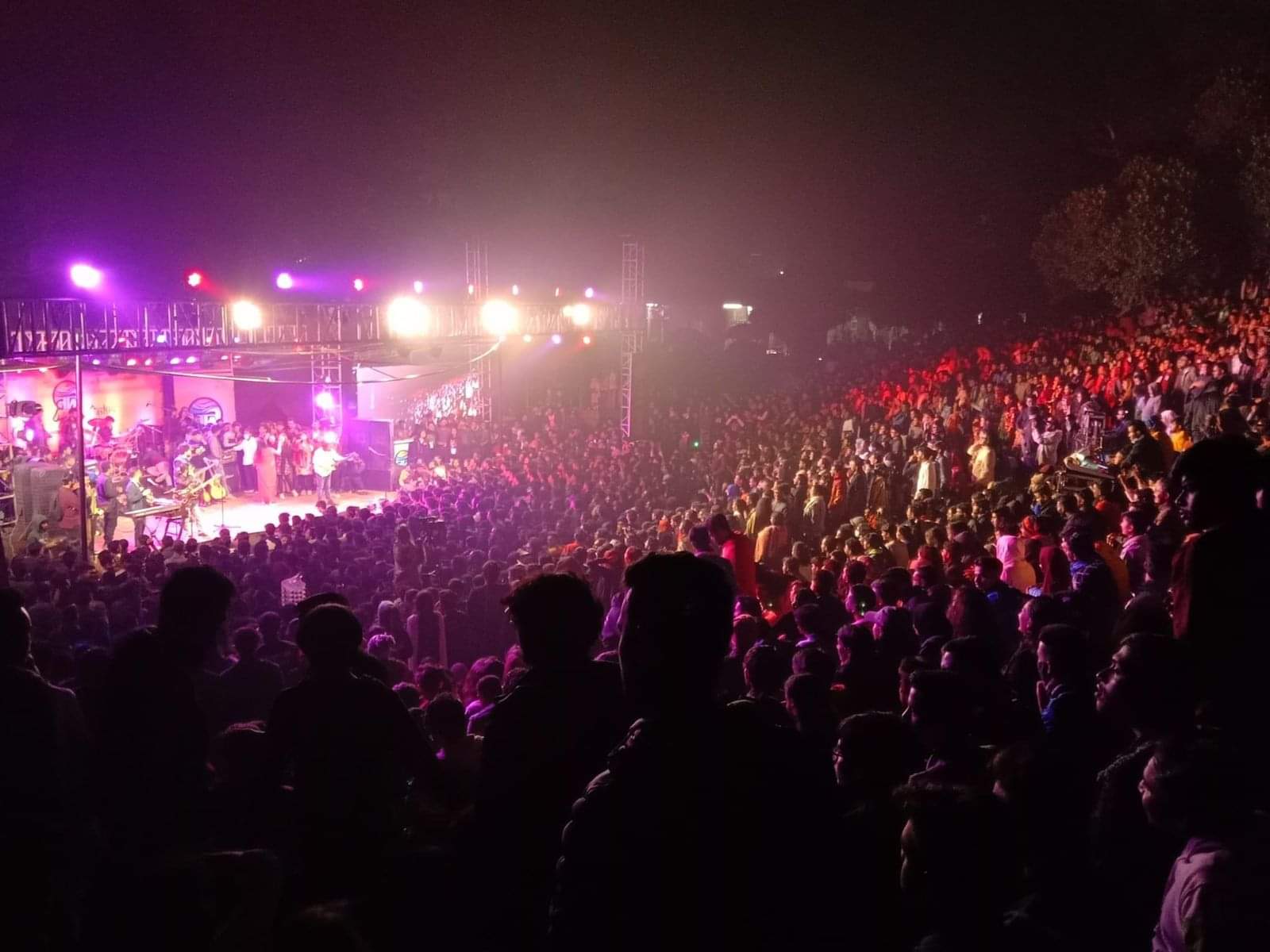 ‘নদীরক্স’-এর সংগ্রামে একাত্ম হলো জাবি