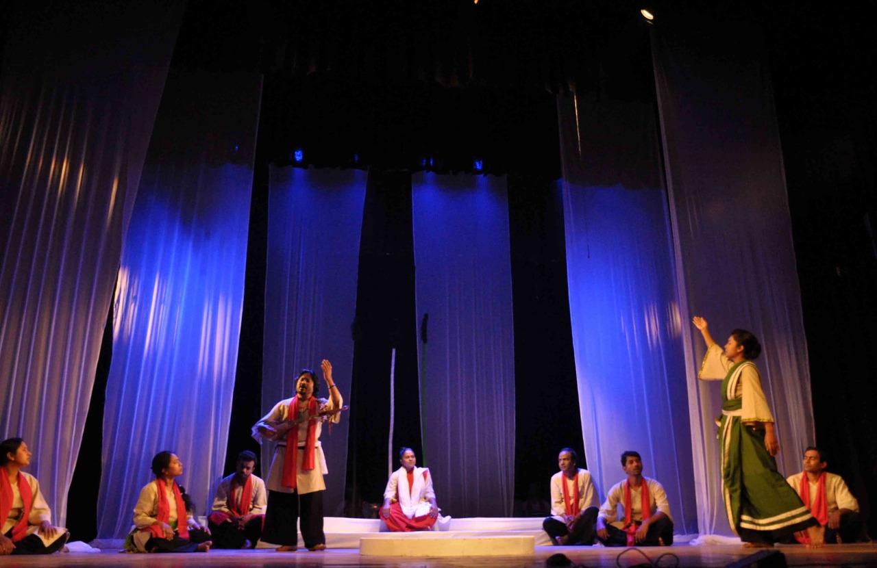 ৬০তম মঞ্চায়নে ‘দমের মাদার’