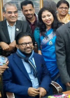জাতীয় প্রেস ক্লাবের নতুন কমিটির দায়িত্ব গ্রহণ