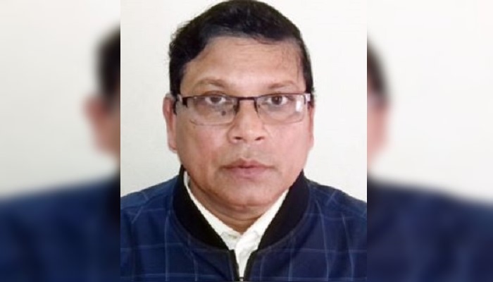 মোহনপুরে শিক্ষকদের টাকা কম দেয়ায় কর্মকর্তা লাঞ্ছিত