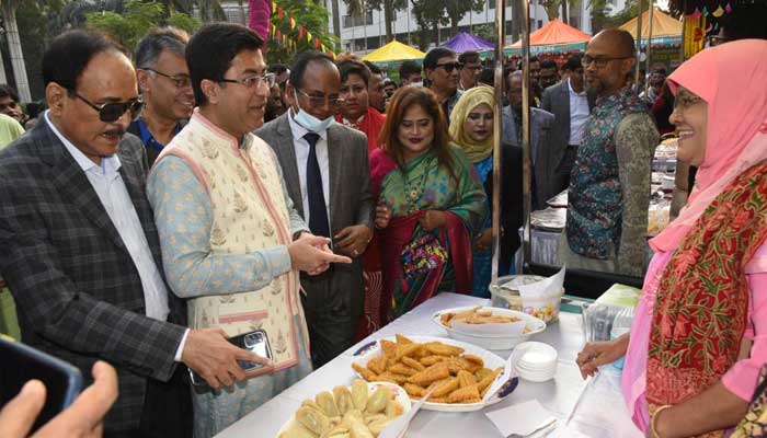 দক্ষিণ সিটির প্রথমবারের মতো পিঠা উৎসব