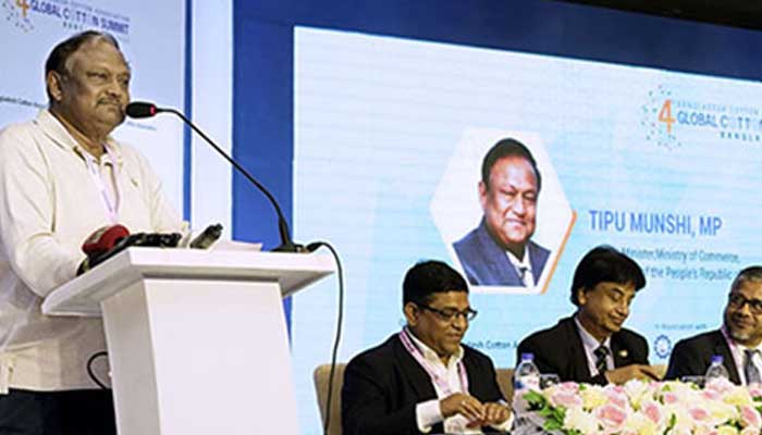 যুক্তরাষ্ট্র থেকে শুল্কমুক্ত তুলা চাইলেন বাণিজ্যমন্ত্রী