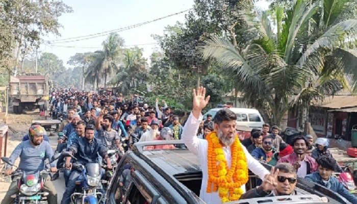 আলফাডাঙ্গার নবনির্বাচিত পৌর মেয়রের শুভেচ্ছা বিনিময়