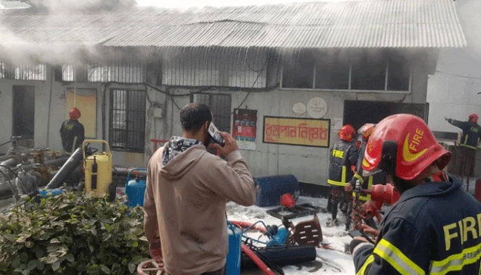 নারায়ণগঞ্জে পাম্প হাউজে আগুন, আহত ৭