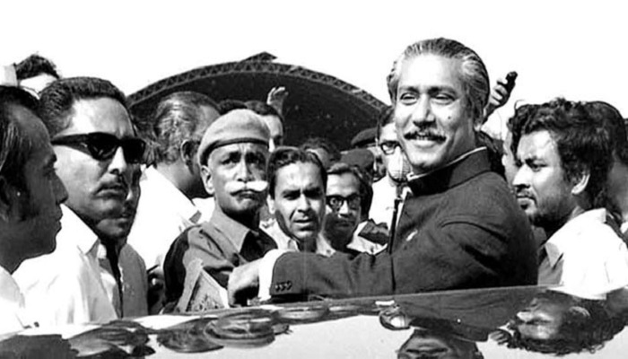 জাতির পিতা দেশে ফেরায় পূর্ণতা পায় বাঙালির বিজয়