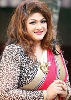 হিরো আলমের জন্য বগুড়ায় ভোট চাইলেন চিত্রনায়িকা মুনমুন