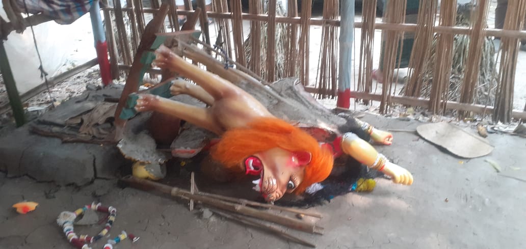 নগরকান্দায় রাতে প্রতিমা ভাঙচুর