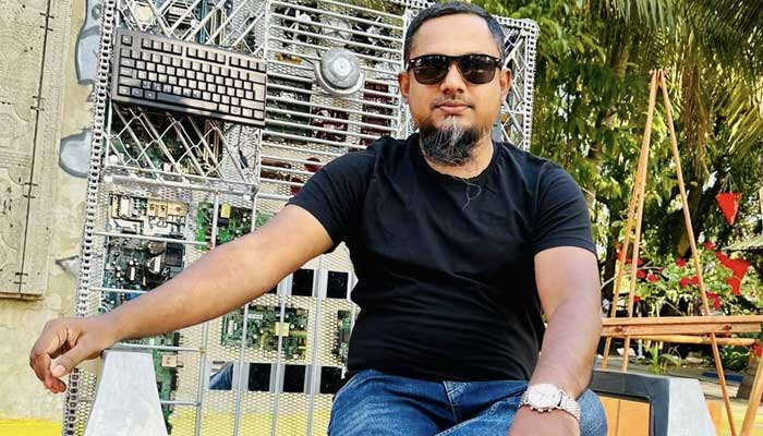 স্ত্রীর সঙ্গে তর্কাতার্কি: থানায় মামলা আরজে কিবরিয়ার