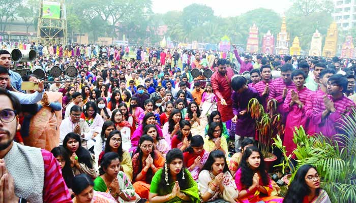 উৎসবে-ভক্তিতে বিদ্যাদেবীর আরাধনা