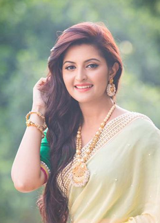 পরী জানালেন, চলো বদলে যাই