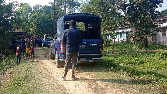 জগন্নাথপুরে অস্ত্র-বিস্ফোরক উদ্ধার: গ্রেপ্তার ২