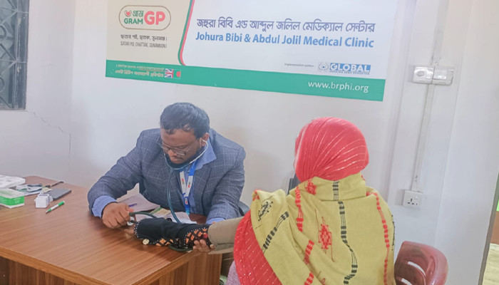 ছাতকে মেডিক্যাল সেন্টারে ফ্রিতে চিকিৎসা সেবা