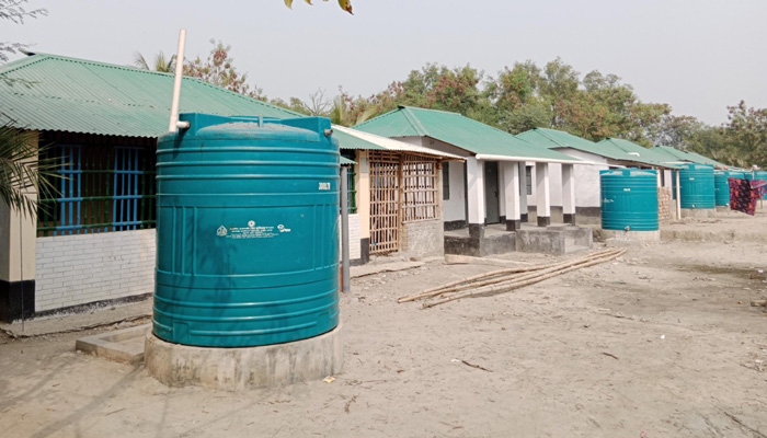 আশাশুনিতে গৃহ নির্মাণ প্রকল্পে অনিয়ম
