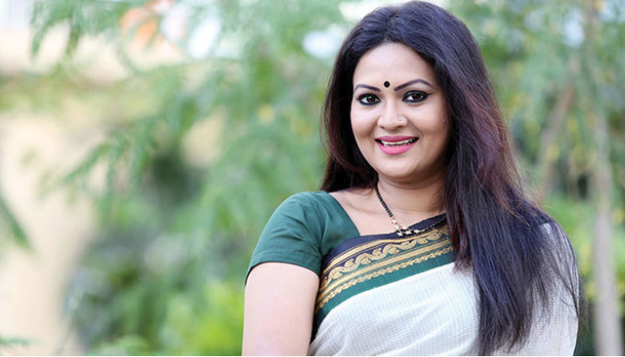 অভিনয়ে ফিরলেন রিচি সোলায়মান