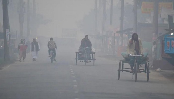 তীব্র শীতে জবুথবু ঢাকা