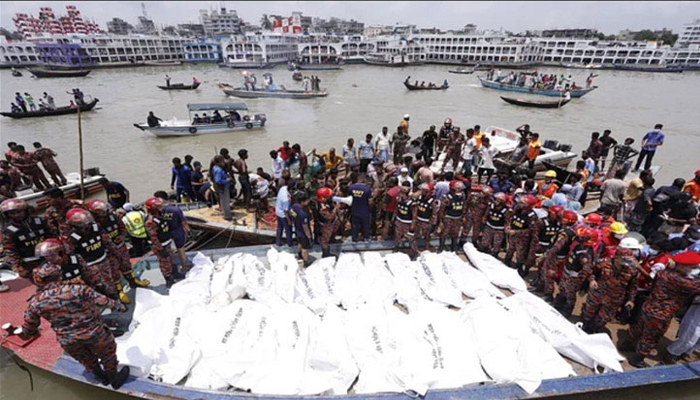 বুড়িগঙ্গায় লঞ্চডুবি: দুই পুলিশ কর্মকর্তার সাক্ষ্য
