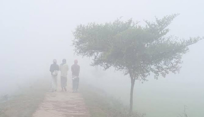 তীব্র শীতে জবুথবু জনজীবন