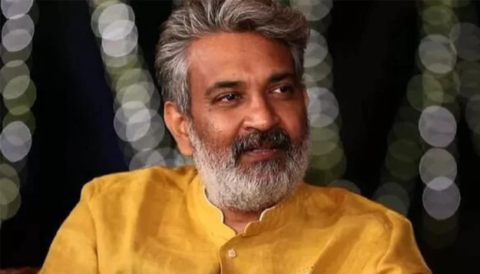 এবার হলিউডে কাজের প্রস্তাব পেলেন রাজামৌলি