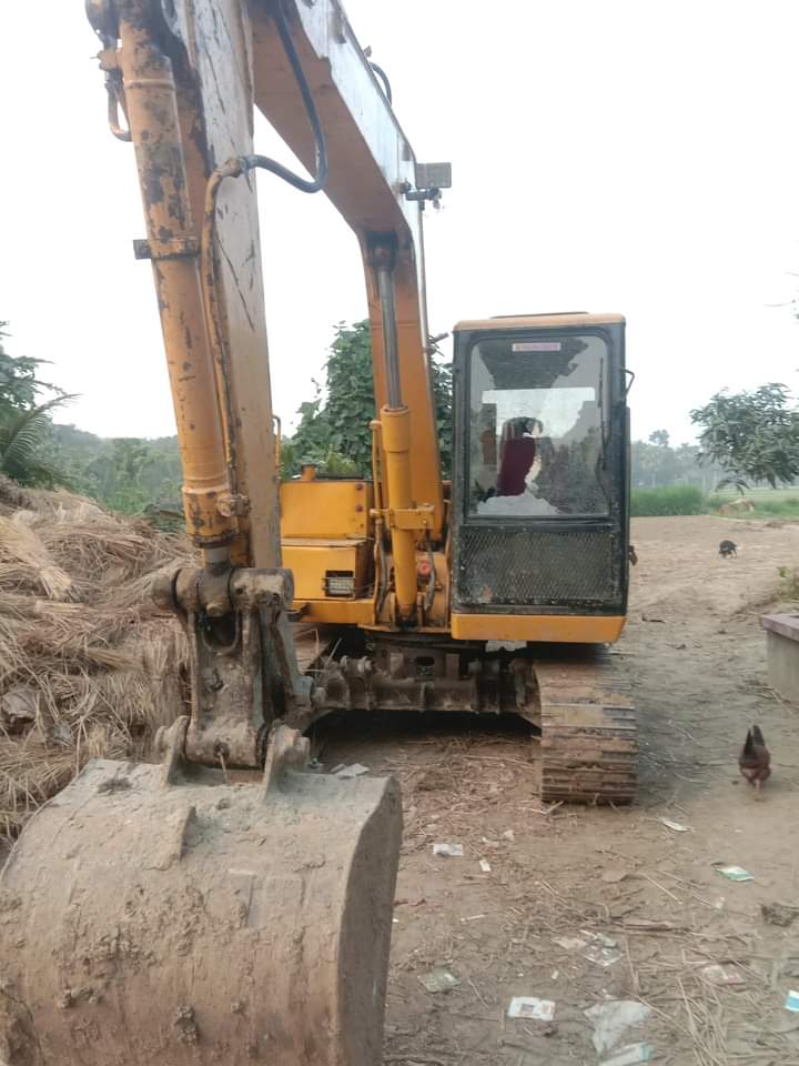 আলফাডাঙ্গায় জমিতে পুকুর খনন, ৫০ হাজার টাকা অর্থদণ্ড