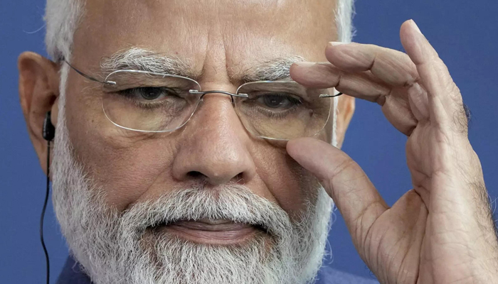 ভারতের প্রধানমন্ত্রীকে নিয়ে বিবিসির তথ্যচিত্র নিষিদ্ধ
