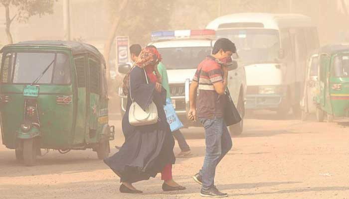 দূষিত শহরের তালিকায় টানা ৭ দিন শীর্ষে ঢাকা