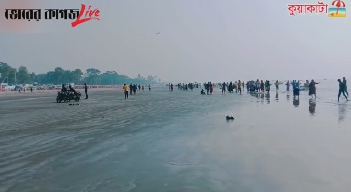 ভ্রমণ পিপাসুদের হাতছানি দিচ্ছে সাগরকন্যা কুয়াকাটা