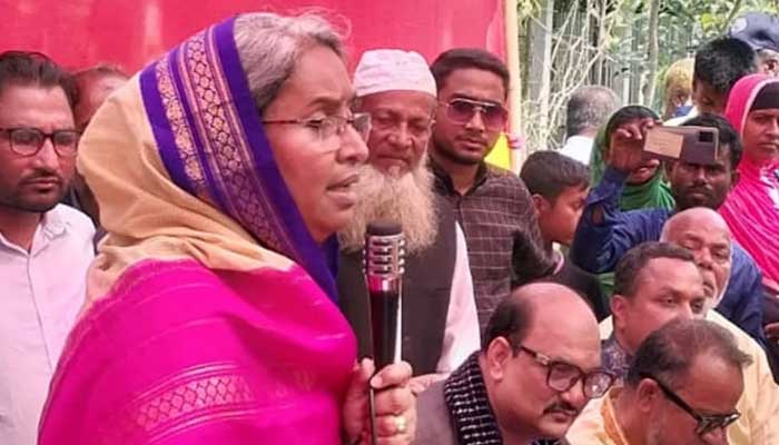 বই পড়ে দেখবেন, মিথ্যাচার বিশ্বাস করবেন না: শিক্ষামন্ত্রী