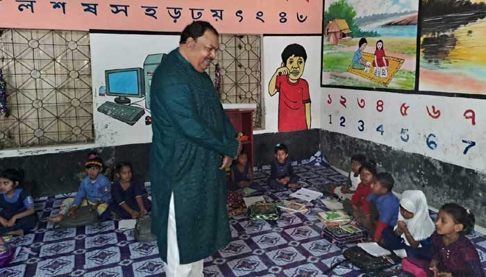 মানসম্মত প্রাথমিক শিক্ষা নিশ্চিত করবে মিড-ডে মিল