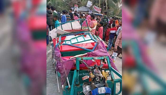 পাথরঘাটায় দুর্ঘটনায় অটোচালকের মৃত্যু, আহত ২