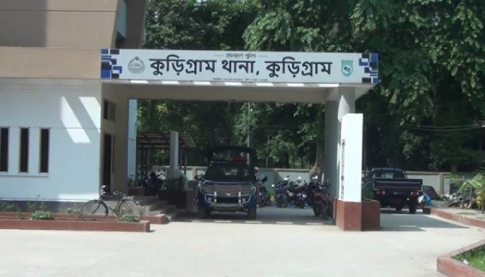 কুড়িগ্রামে ১১ হাজার ভেজাল সিরাপসহ আটক ৪