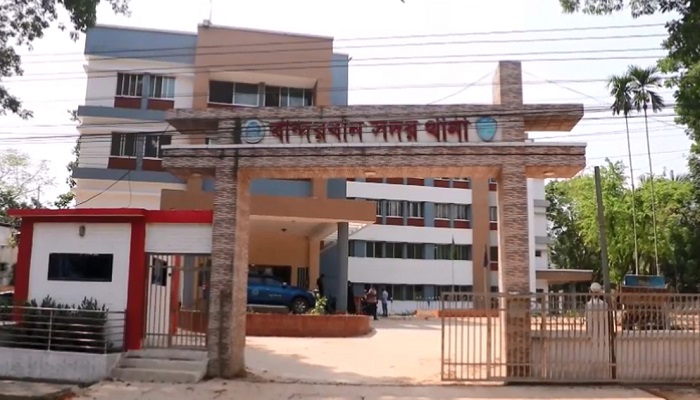বান্দরবানে ট্রাকচাপায় মা-মেয়ে নিহত