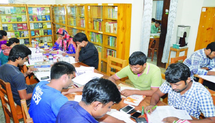 জাতীয় গ্রন্থাগার দিবস আজ