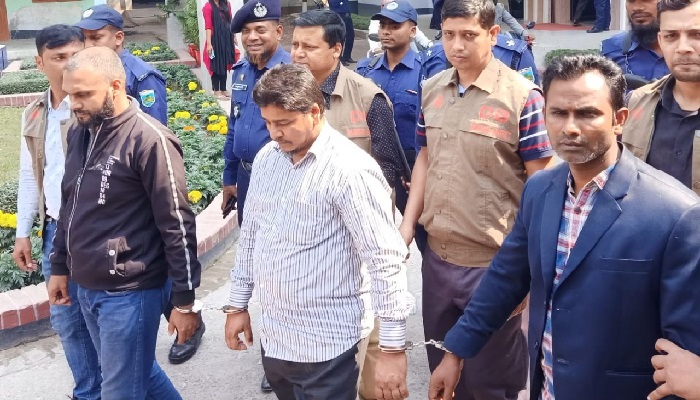 পুলিশ নিয়োগে প্রতারণা, ৫৬ কোটি টাকার চেকসহ গ্রেপ্তার ৩