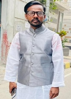 ফুল দিতে এসে ‘ডাইরেক্ট অ্যাকশন’ স্লোগান চলে না