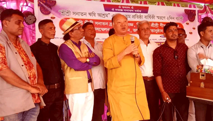 মানুষকে ভালোবাসো, মানুষের কল্যাণে কাজ করো