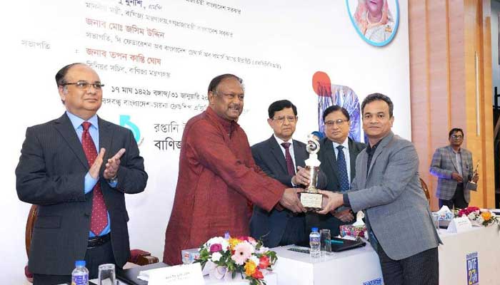 সেরা ইনোভেশন, সেরা স্টলের পুরস্কার পেল ওয়ালটন