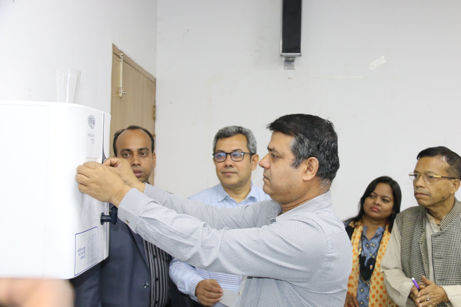 বৃহৎ প্রকল্প বাস্তবায়নে জাতীয় নীতিমালার দাবি