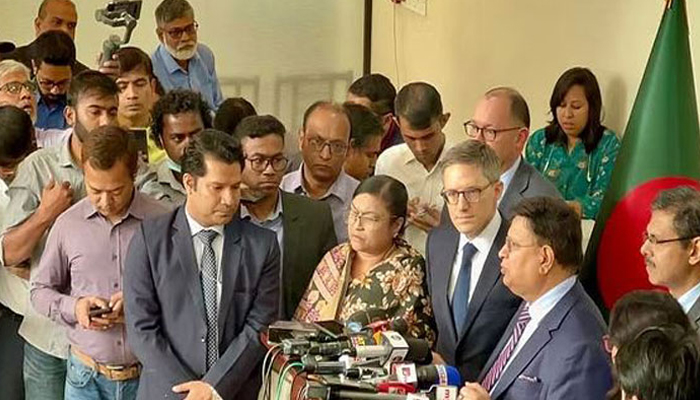 রোহিঙ্গা সংকট শেকড় মিয়ানমারেই