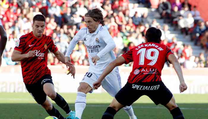 পেনাল্টি মিসে লিগ স্বপ্ন ভাঙল রিয়ালের