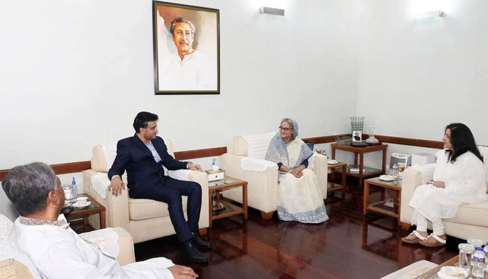 প্রধানমন্ত্রীর সঙ্গে সৌরভ গাঙ্গুলির সৌজন্য সাক্ষাৎ