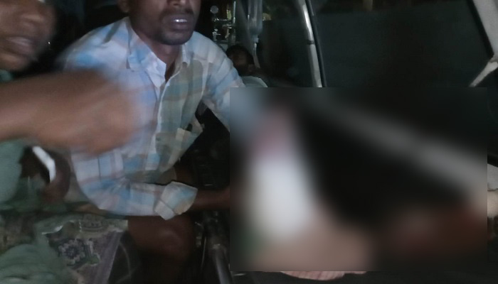 গুপ্তধন উদ্ধার করতে গিয়ে পা হারালেন বাবু
