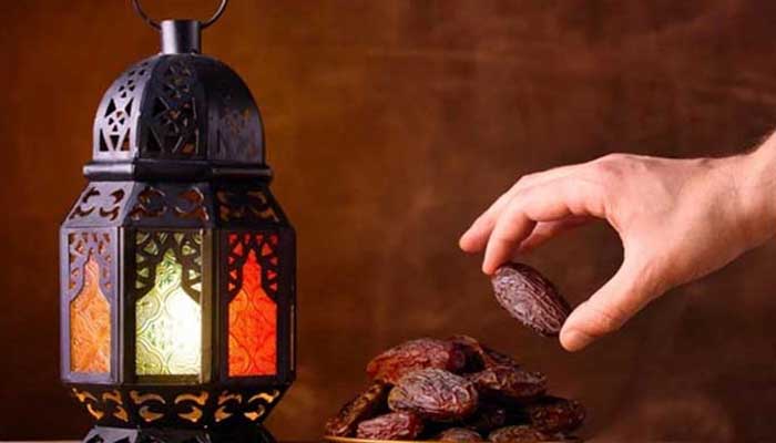 দেশের আকাশে চাঁদ দেখা গেছে, কাল থেকে রোজা