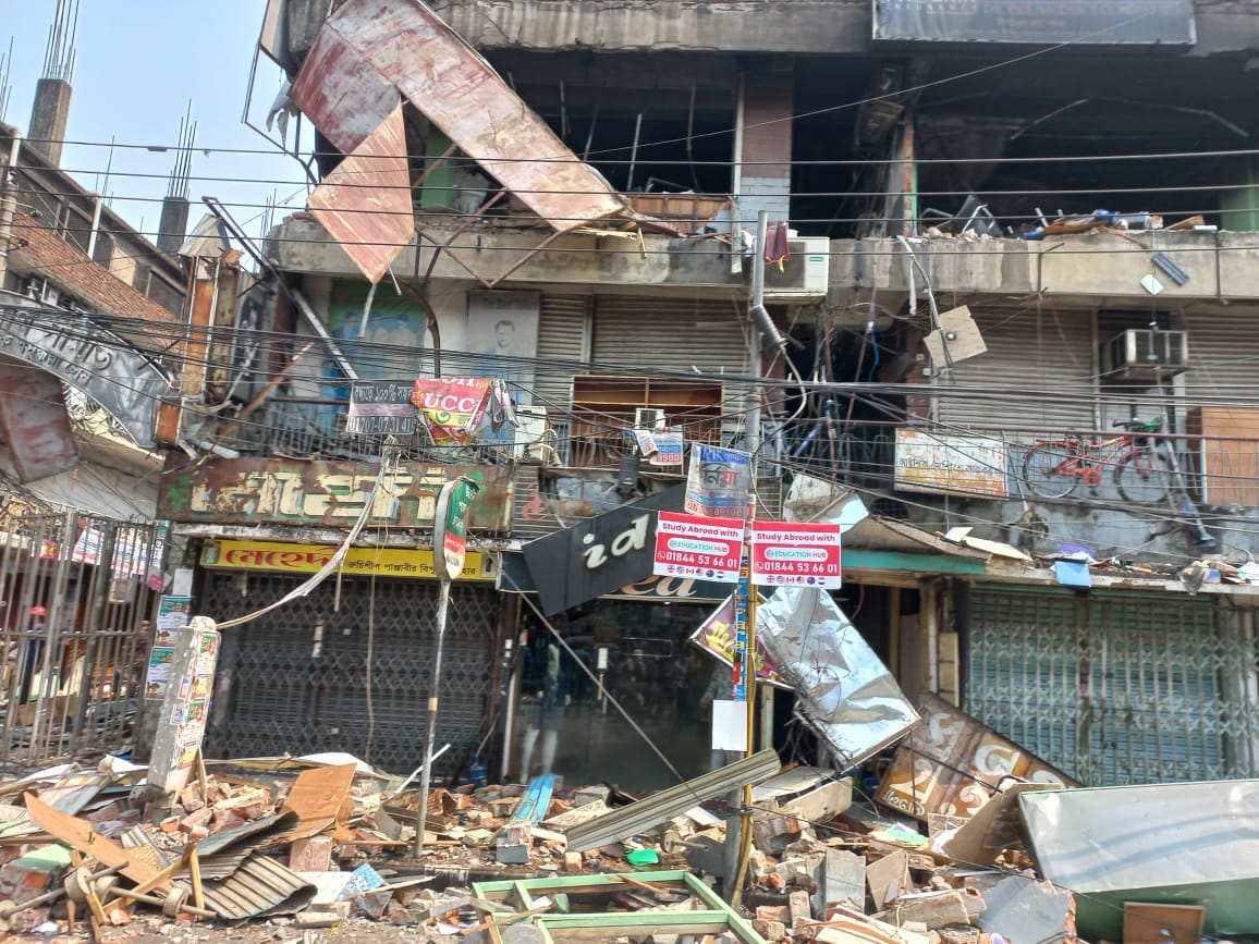 সায়েন্সল্যাবের বিস্ফোরণ নিয়ে যা বলছে পুলিশ