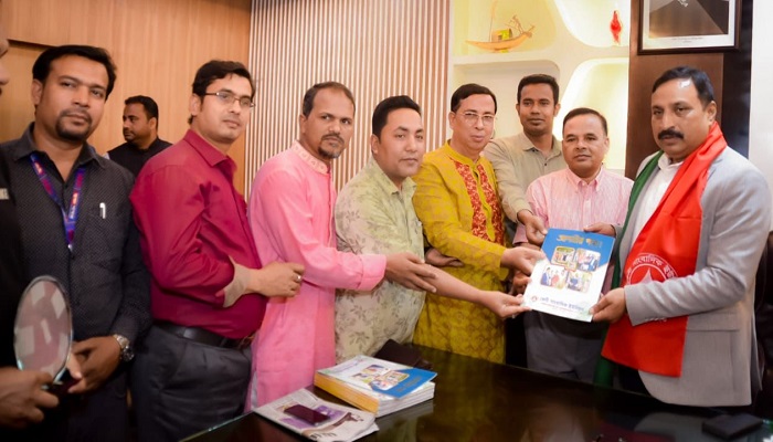 সাংবাদিকদের ঐক্যবদ্ধ হওয়ার আহ্বান জানালেন নিজাম হাজারী