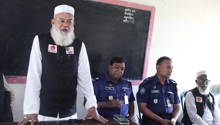 সুনামগঞ্জে মুক্তিযোদ্ধাদের কণ্ঠে যুদ্ধের ইতিহাস শুনলো শিক্ষার্থীরা