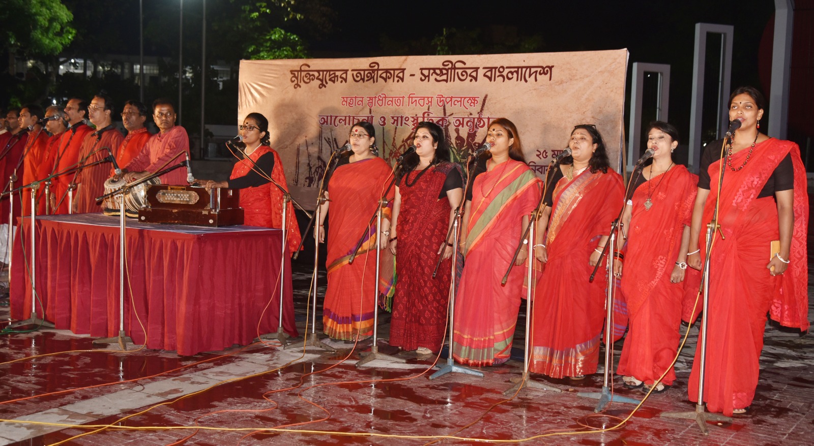এদেশকে শোষণের উর্বর ভূমি হিসেবে ব্যবহার করেছে পাকিস্তানিরা