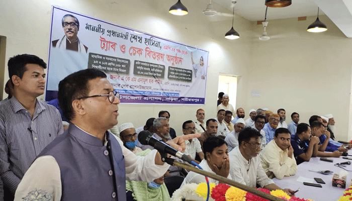 প্রধানমন্ত্রী স্মার্ট বাংলাদেশ গড়ার সব পদক্ষেপ নিয়েছেন