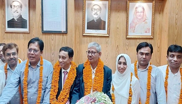 সুপ্রিম কোর্ট বারে নিরঙ্কুশ জয় আ.লীগের